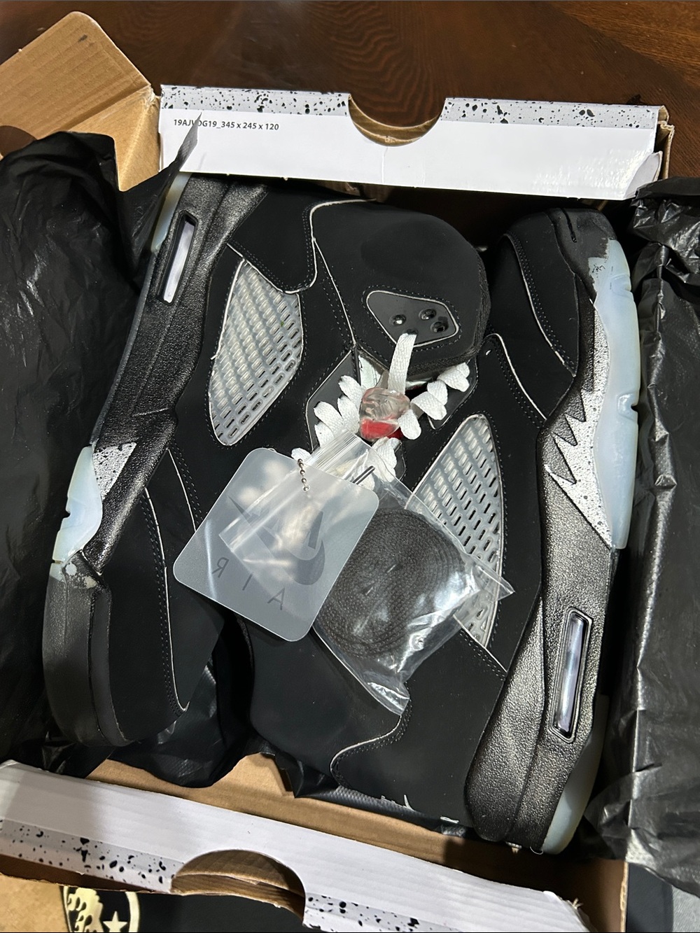 Jordan 5 metallic